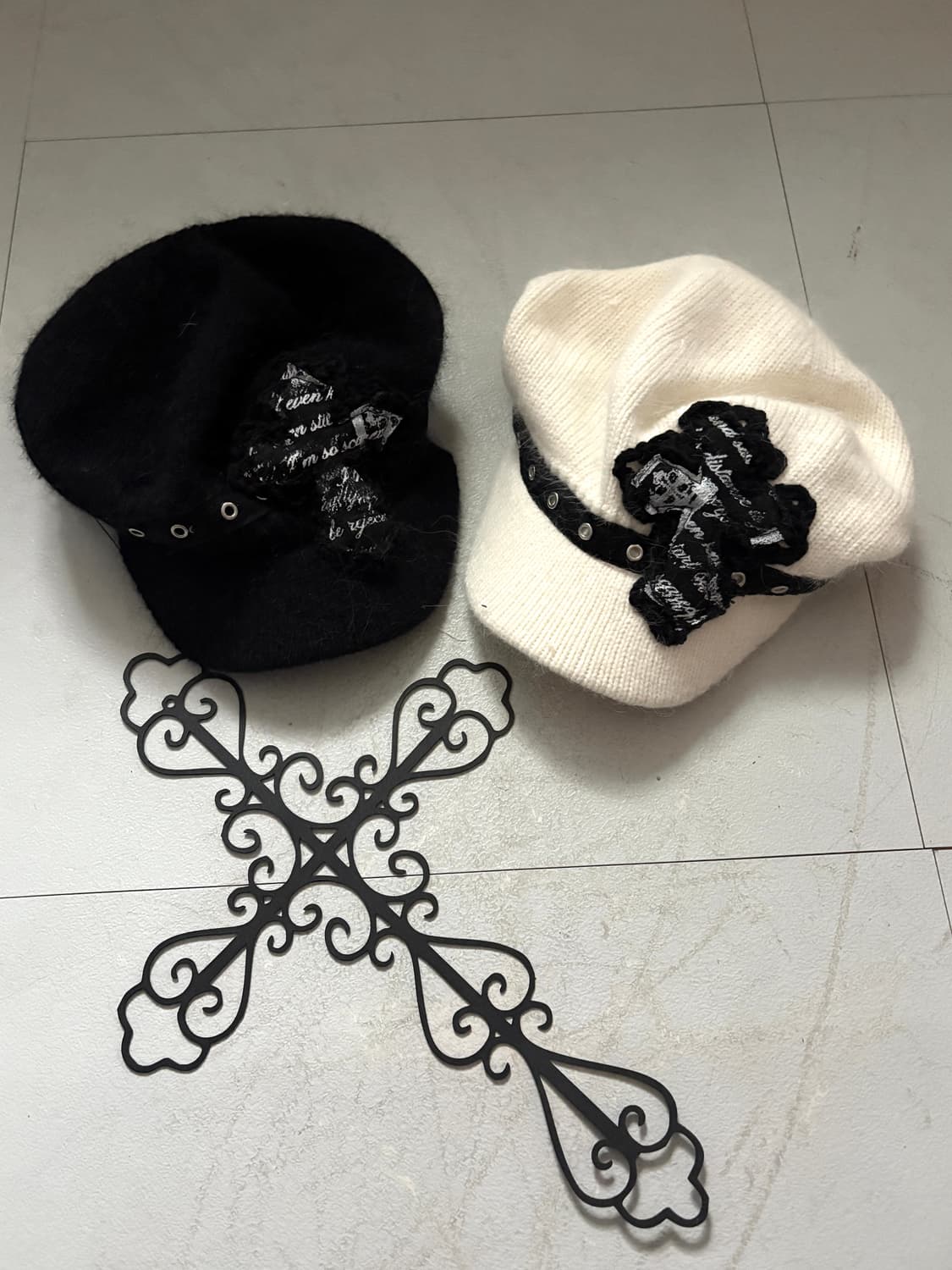 사화 메이드 니트 헌팅 캡 & 리본비니  상품이미지1