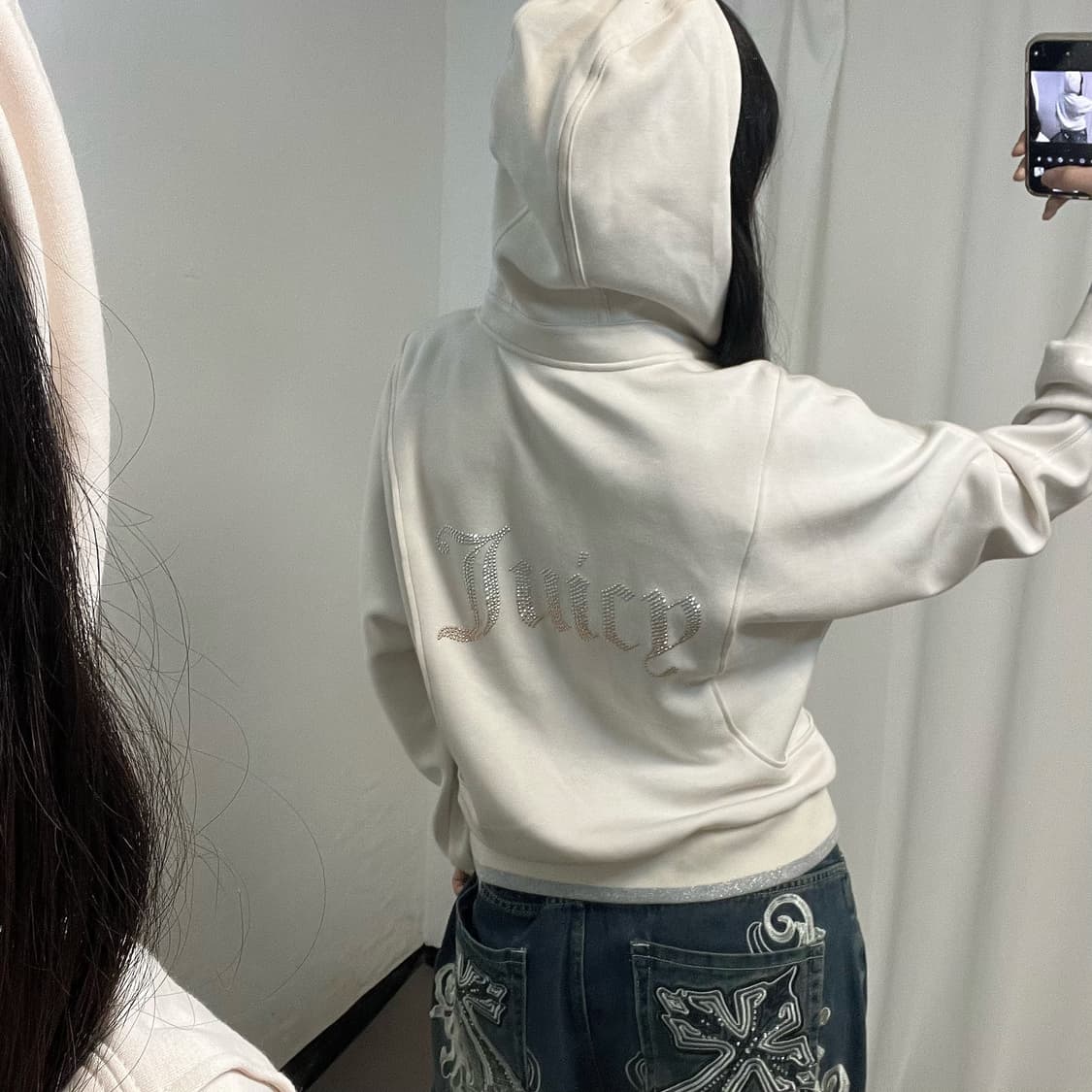 Juicy Couture Ivory Cubic Hood Zip-up 상품이미지3