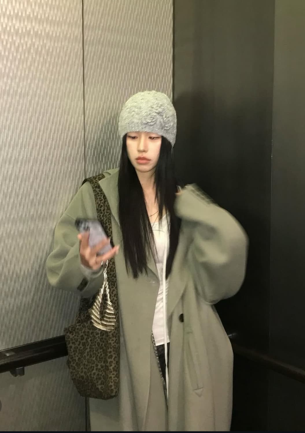 트리밍버드 와이드 롱 코트 블랙 윤비누 롱코트 상품이미지1