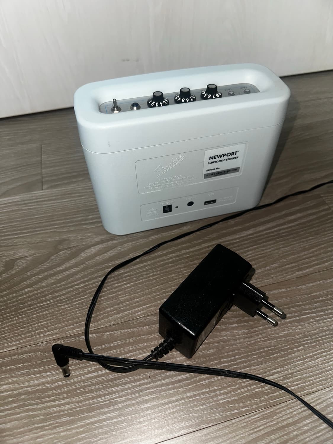 펜더(Fender) 뉴포트(Newport) 블루투스 스피커 상품이미지5