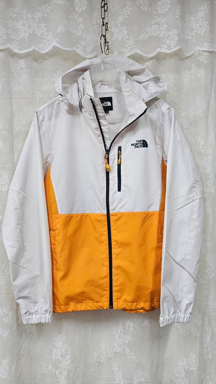 노스페이스 여성 바람막이  상품이미지2