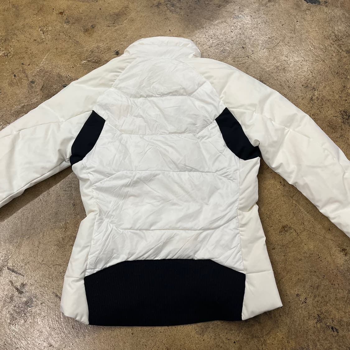 [정품/S] 타이틀리스트 여성 패딩 자켓 화이트 b8 상품이미지4