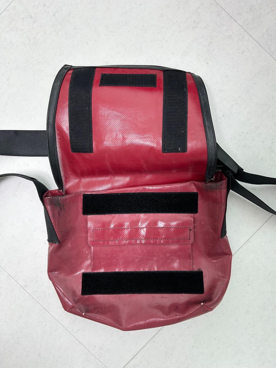 프라이탁 라씨 레드 상품이미지3