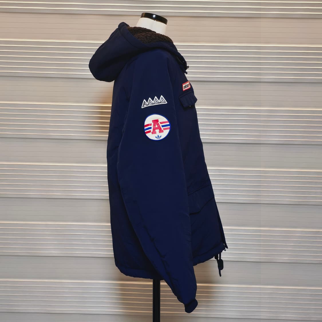 아디다스 네이비 덕다운 패딩 점퍼 (남녀공용) 상품이미지5