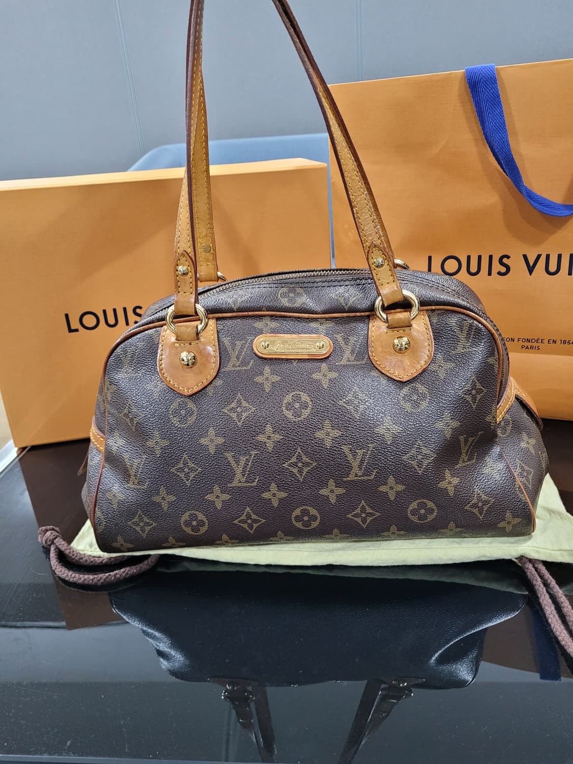 루이비통 숄더백 상품이미지2