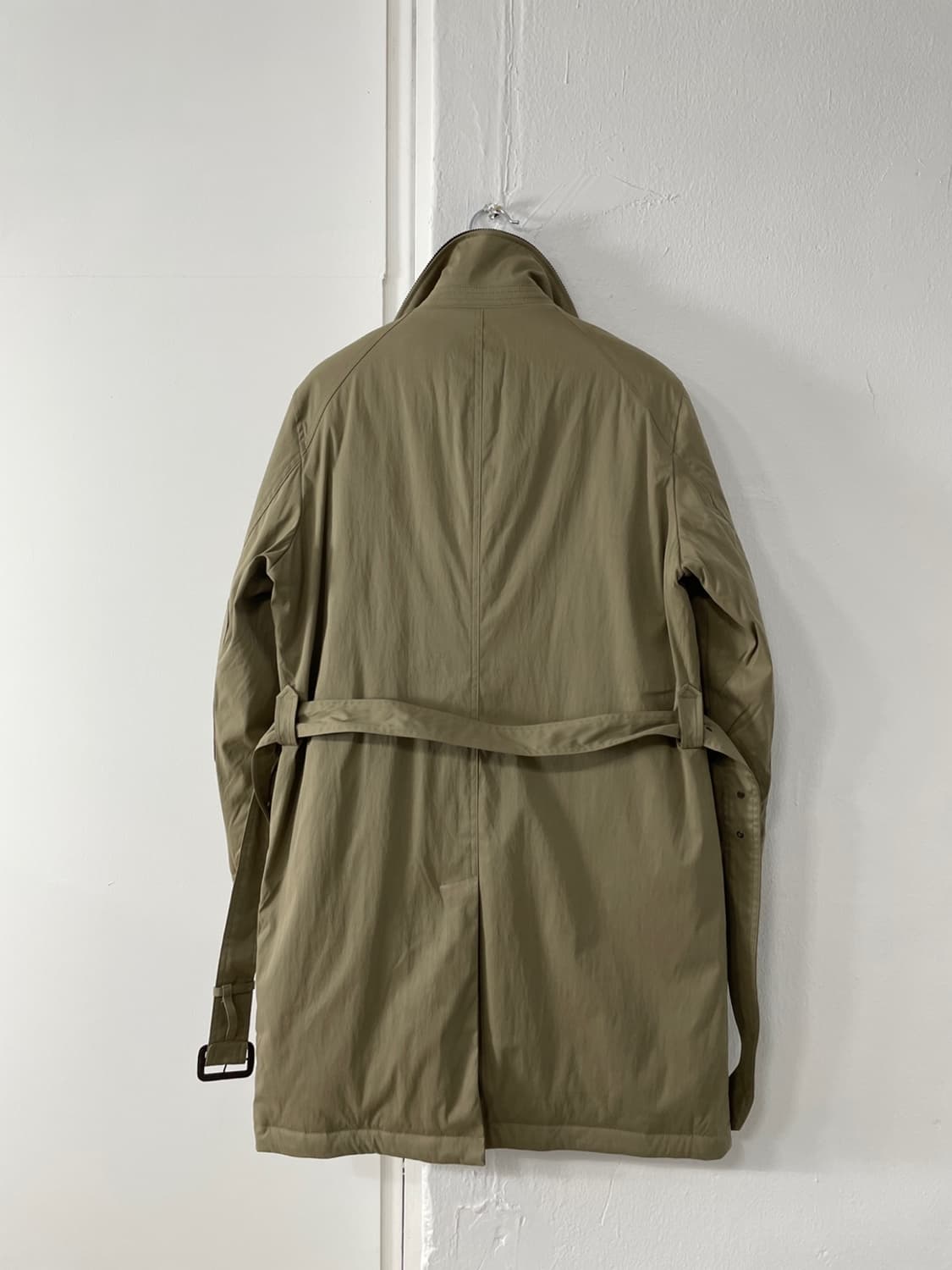 맨온더분 코듀로이 카라 벨티드 구스다운 코트 상품이미지6