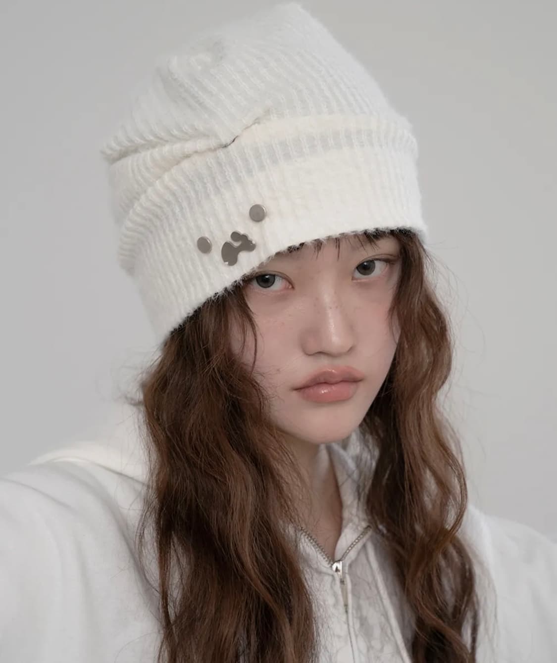 허그유어스킨 퍼리 턱 비니  상품이미지1