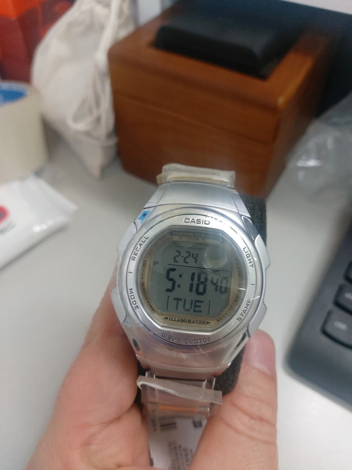 카시오 웨이브셉터 메탈 전자시계 상품이미지1