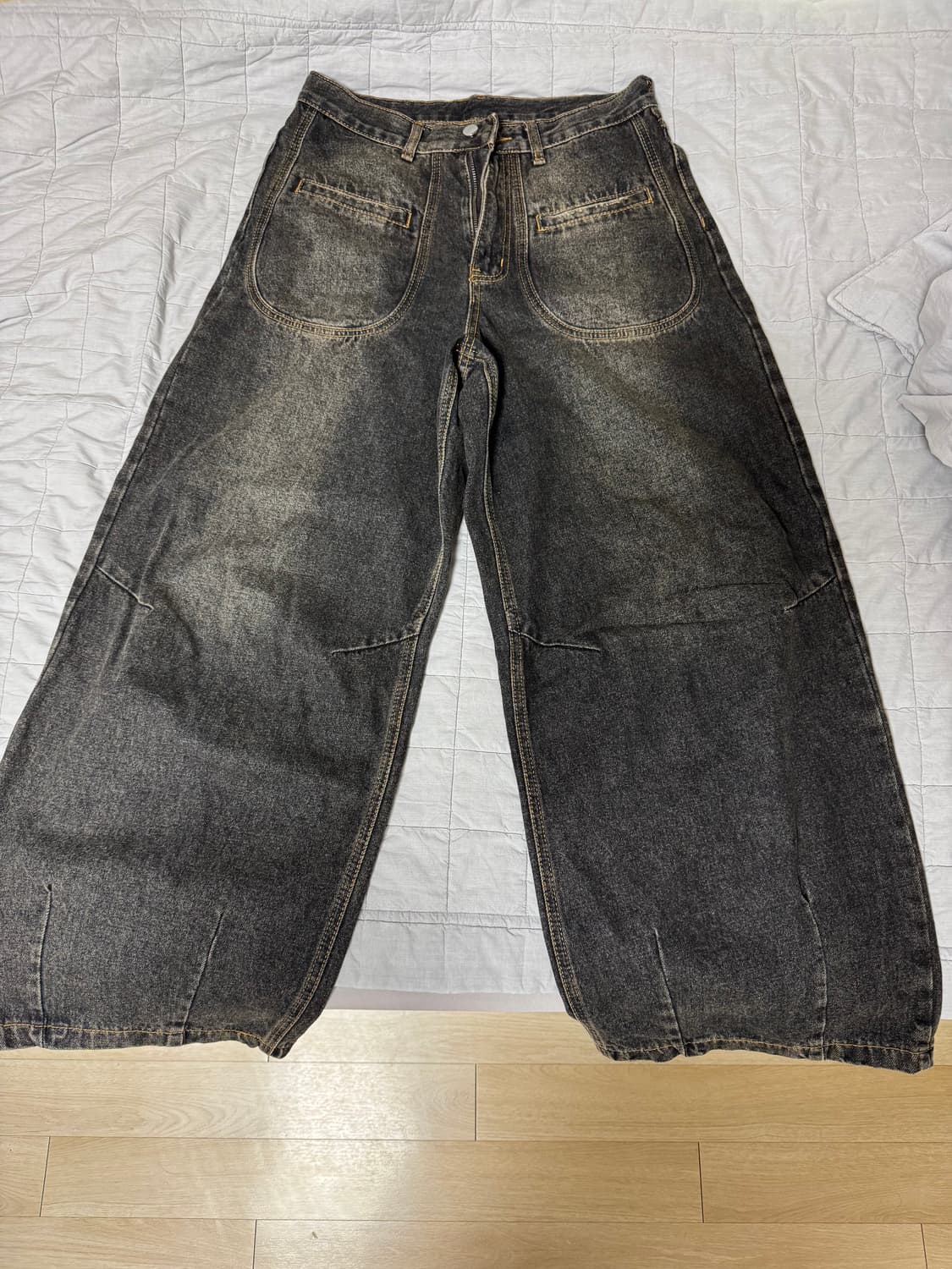 트릴리온 라운드 포켓 벌룬핏 워싱 데님 팬츠 (YELLOW BLACK) 상품이미지2