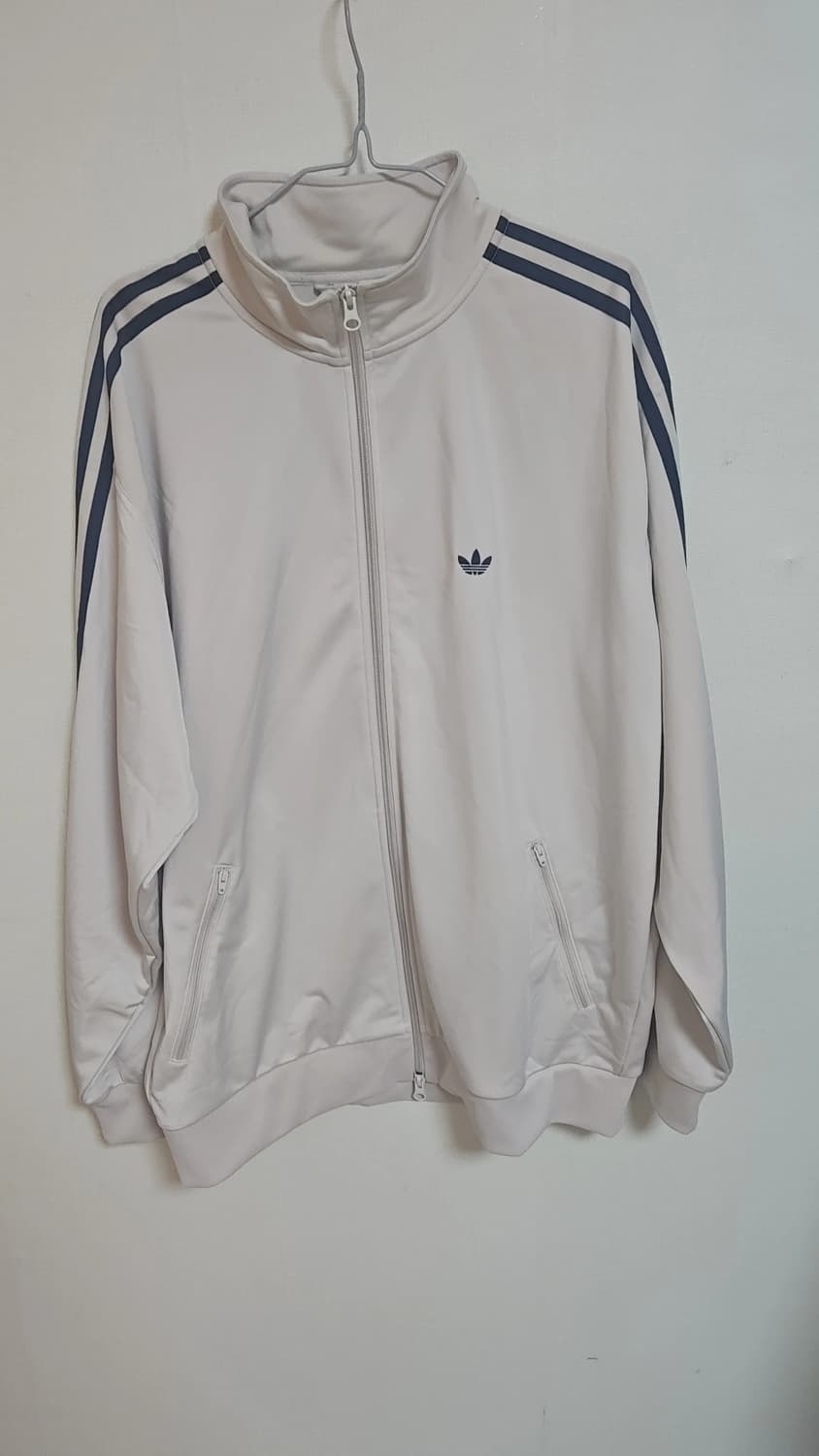 아디다스 트랙탑 상품이미지2