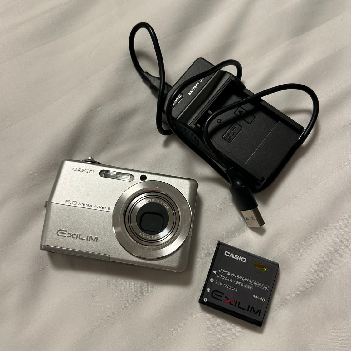 [작례O] 카시오 엑슬림 EX-Z600 CASIO EXILIM 실버 상품이미지1
