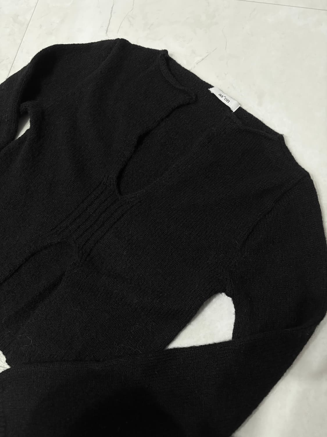 애즈온 니트 상품이미지1