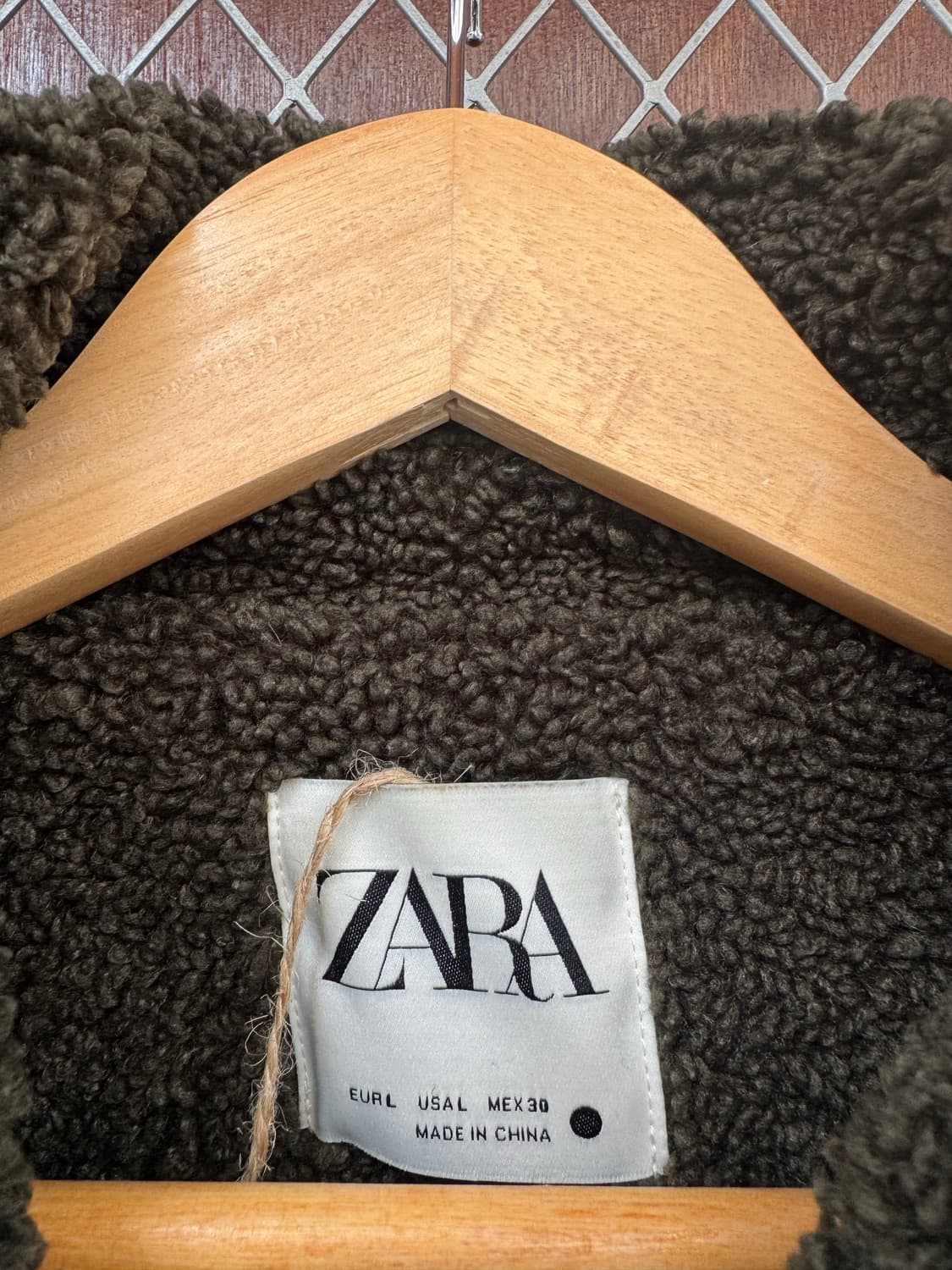 자라 시어링 쉐르파 뽀글이 포켓 오버핏 카키 에코 퍼 자켓 L 상품이미지8