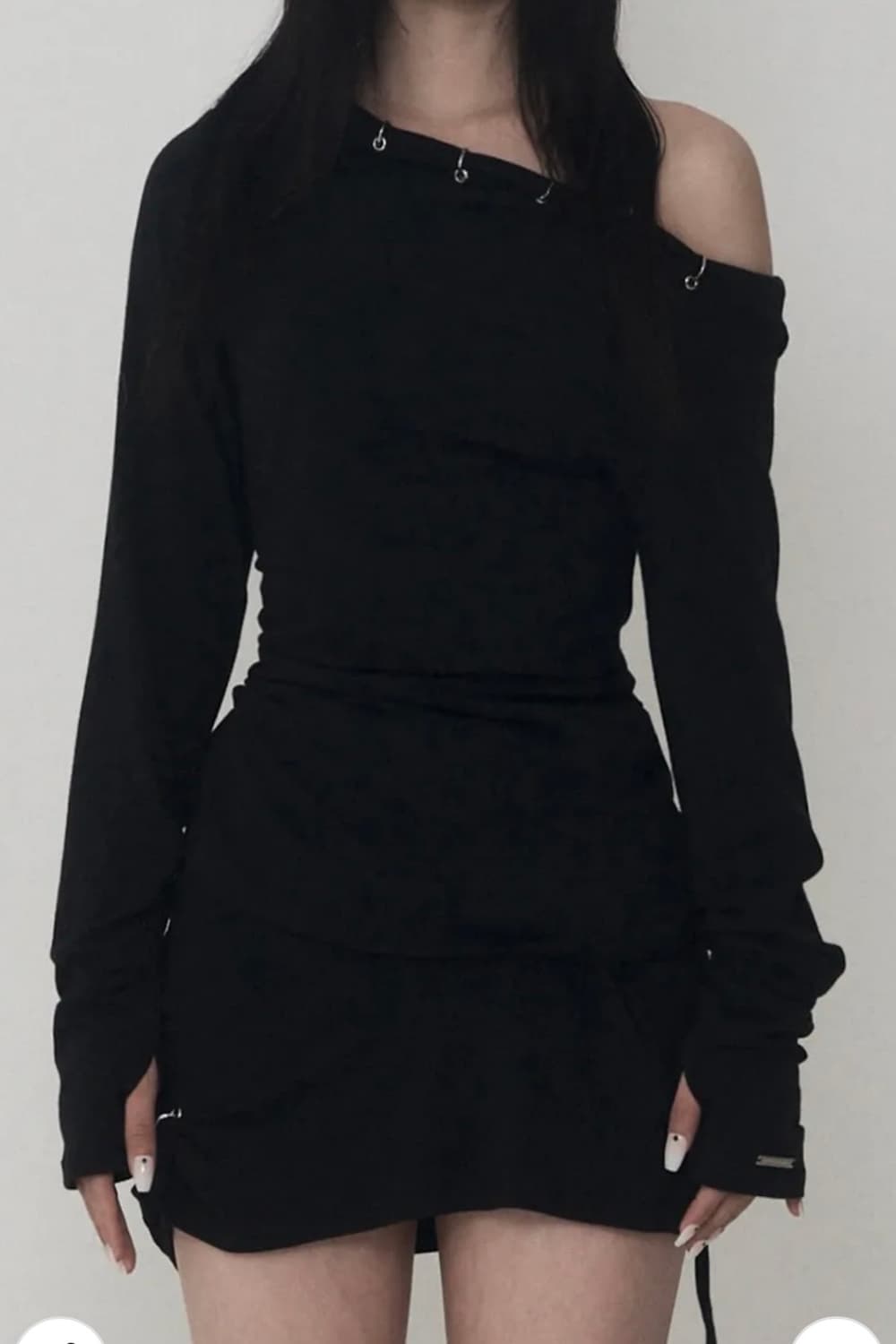 에트오소메 피어싱 드레이프 셋업 롱 슬리브 블랙 상품이미지2