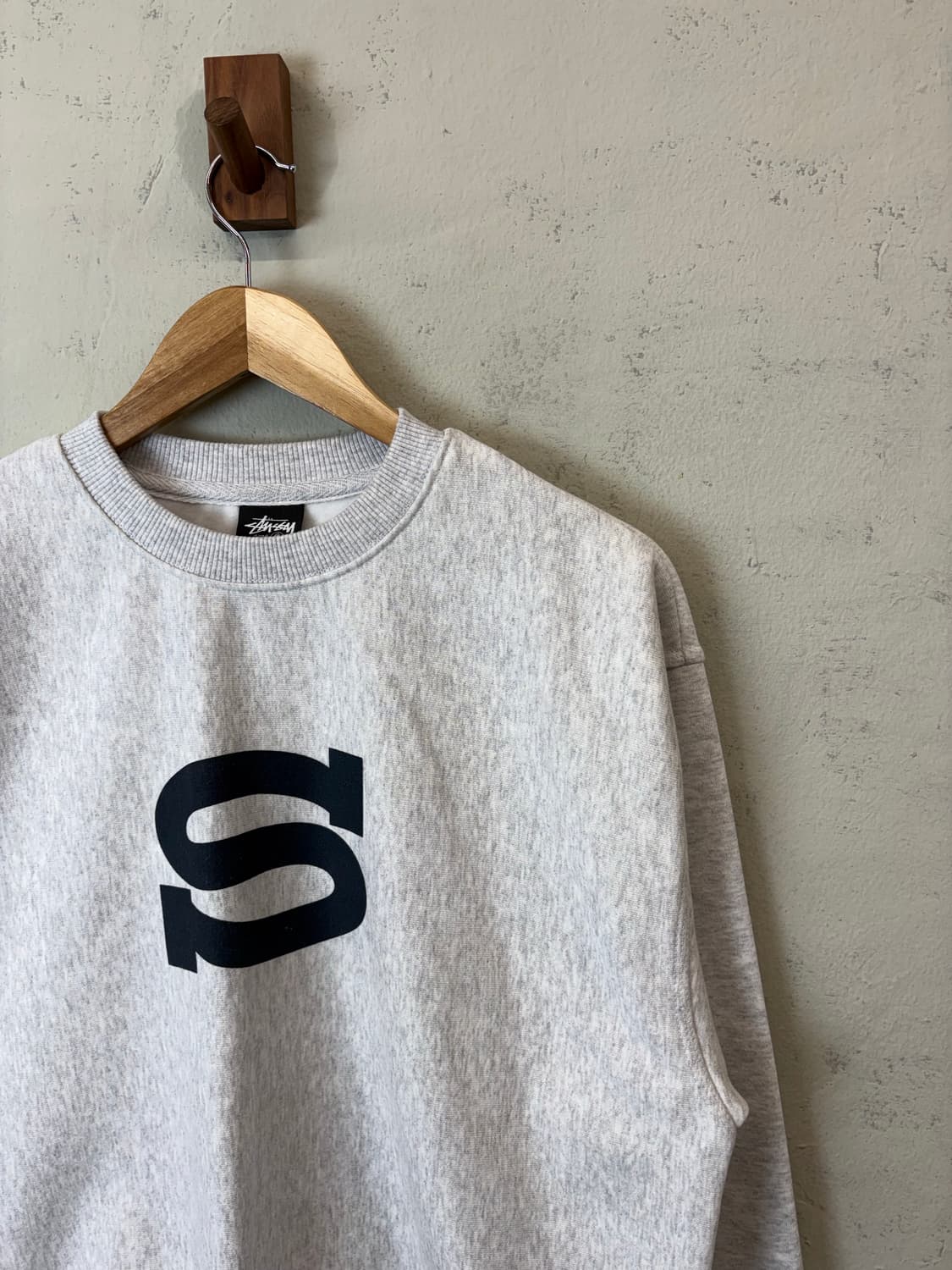 스투시 레터맨 스웻셔츠 상품이미지2