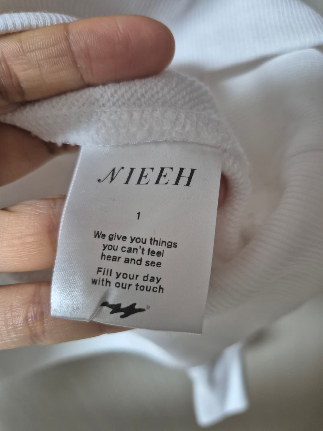 (새제품) NIEEH 니히 맨투맨 화이트 1 상품이미지5