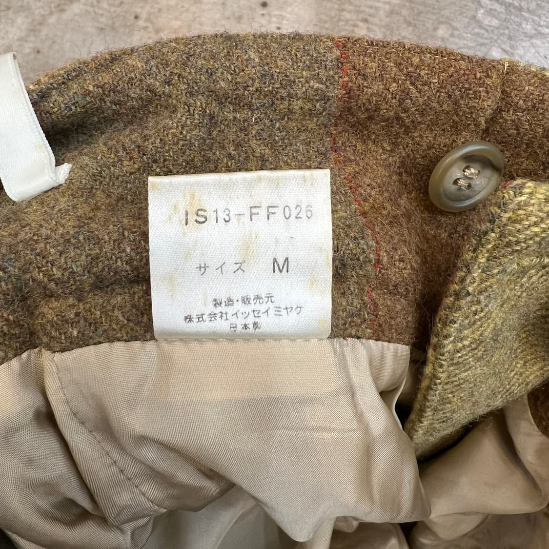 IS by 이세이미야케 울 팬츠 상품이미지8