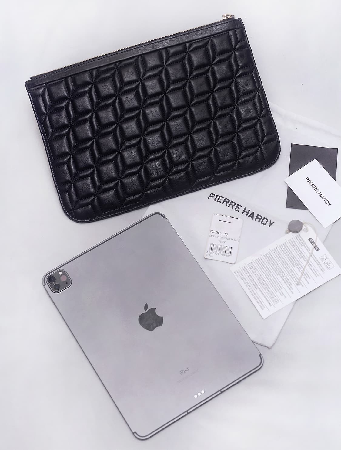 피에르하디 (PIERRE HARDY) 퀼팅 큐브 나파레더 카프스킨 클러치 상품이미지2