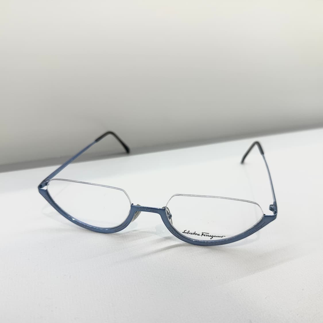 페라가모 반무테 안경 상품이미지1