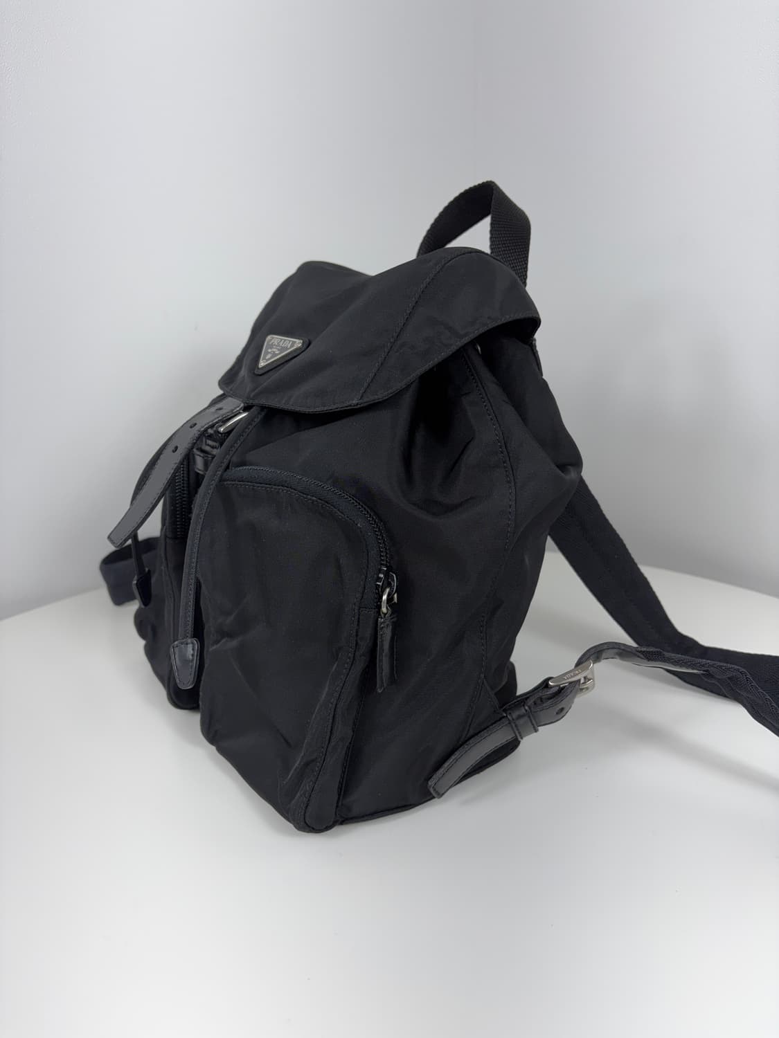 프라다 나일론 더블포켓 스몰 백팩 상품이미지4