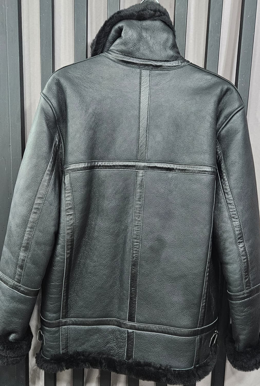 엑스톤즈(XTONZ) B-3 양가죽 무스탕 자켓 L 상품이미지3