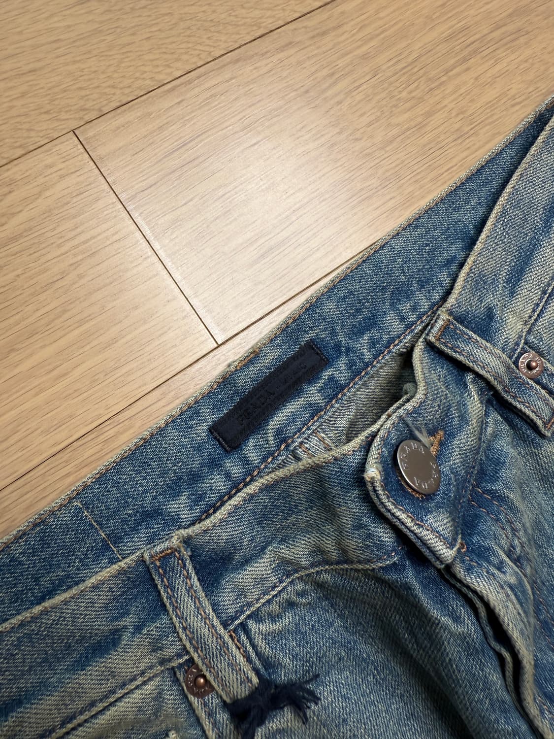 [32] 프라다 25ss 데님 팬츠 상품이미지4