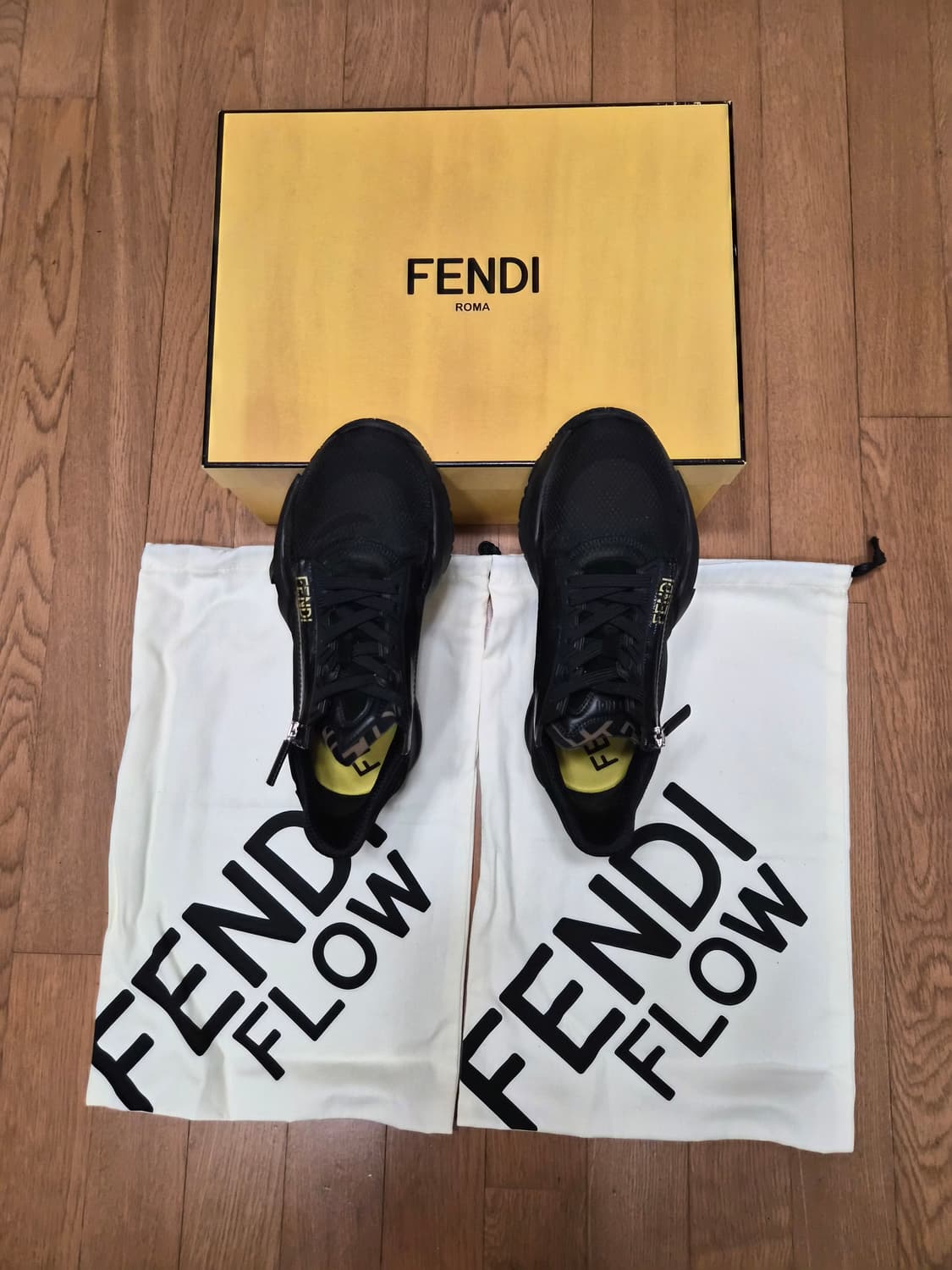 (정품) 펜디 플로우 스니커즈 260 (명품 남자 신발 운동화) 상품이미지2