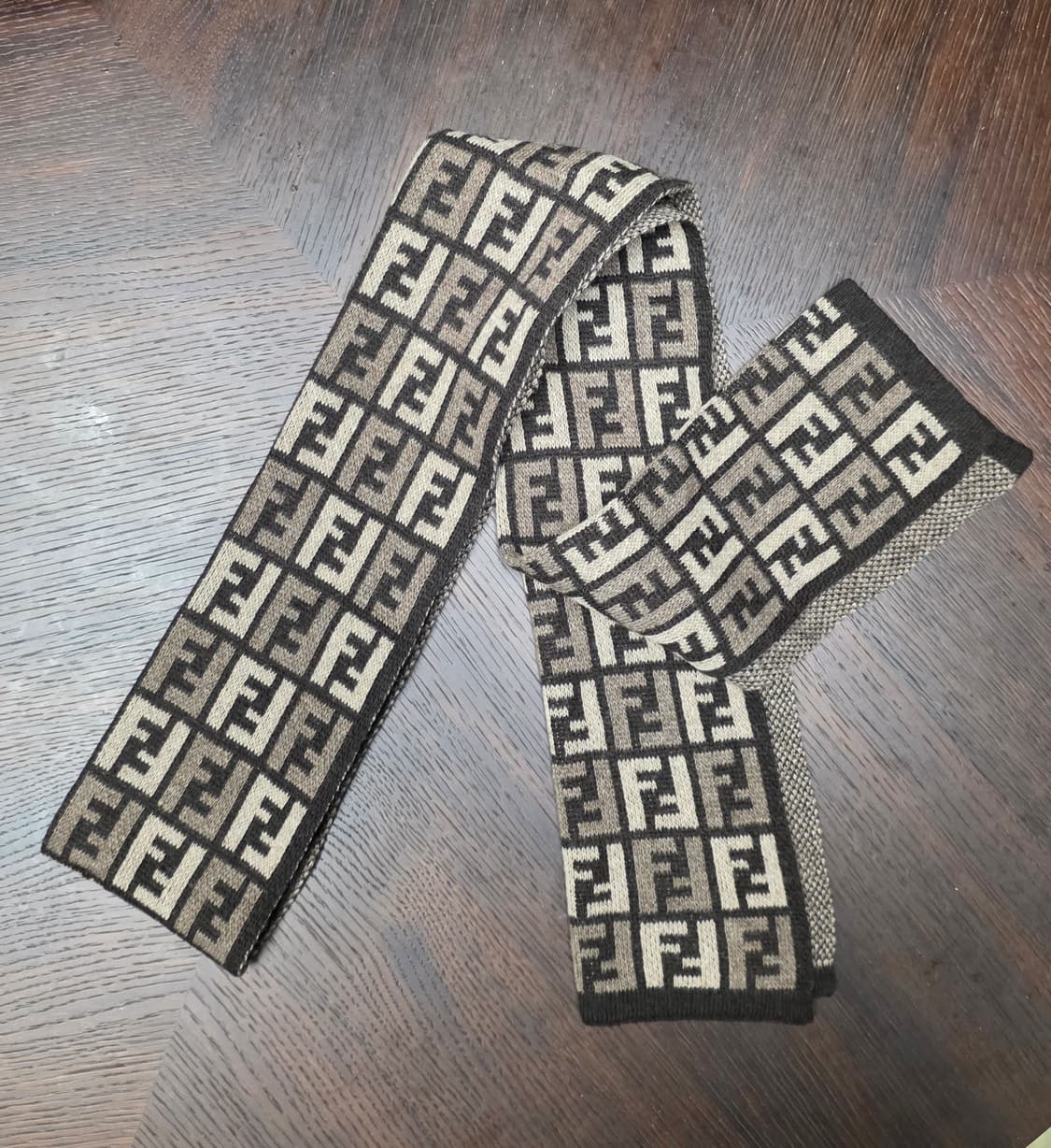 [신품급] FENDI 메리노울 머플러 상품이미지2