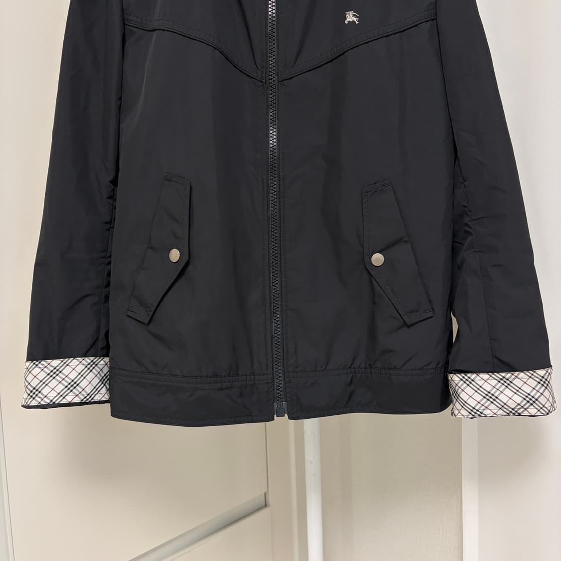 버버리 블랙 바람막이 봄 자켓 상품이미지5