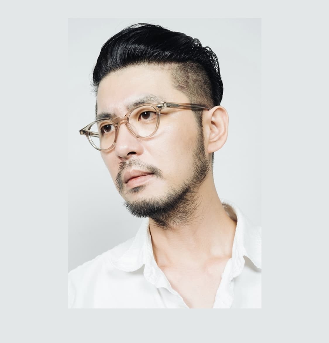 47사이즈의 베이지그레이톤의 투명안경(새제품) 상품이미지7