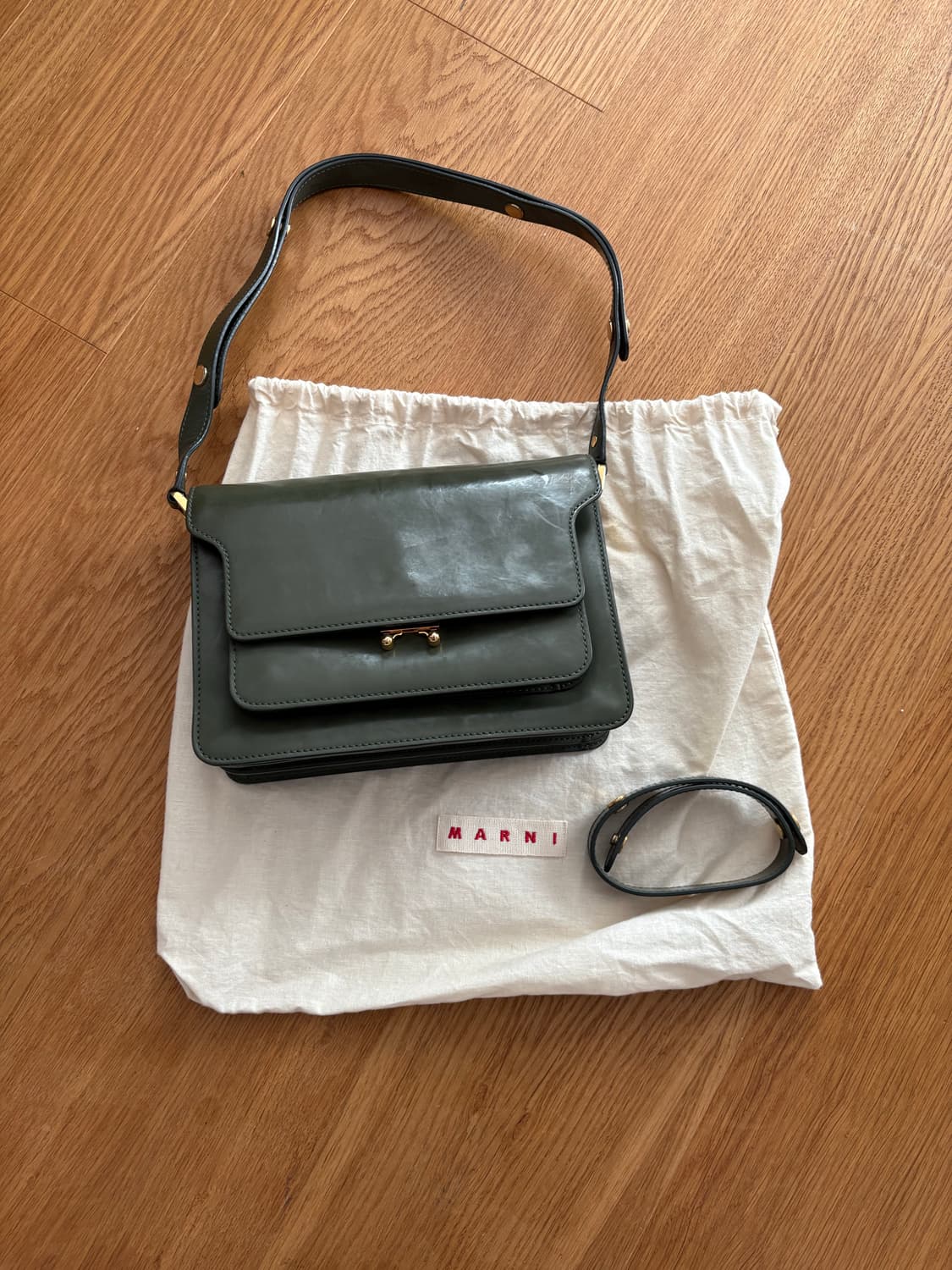 마르니 트렁크백 M  상품이미지1