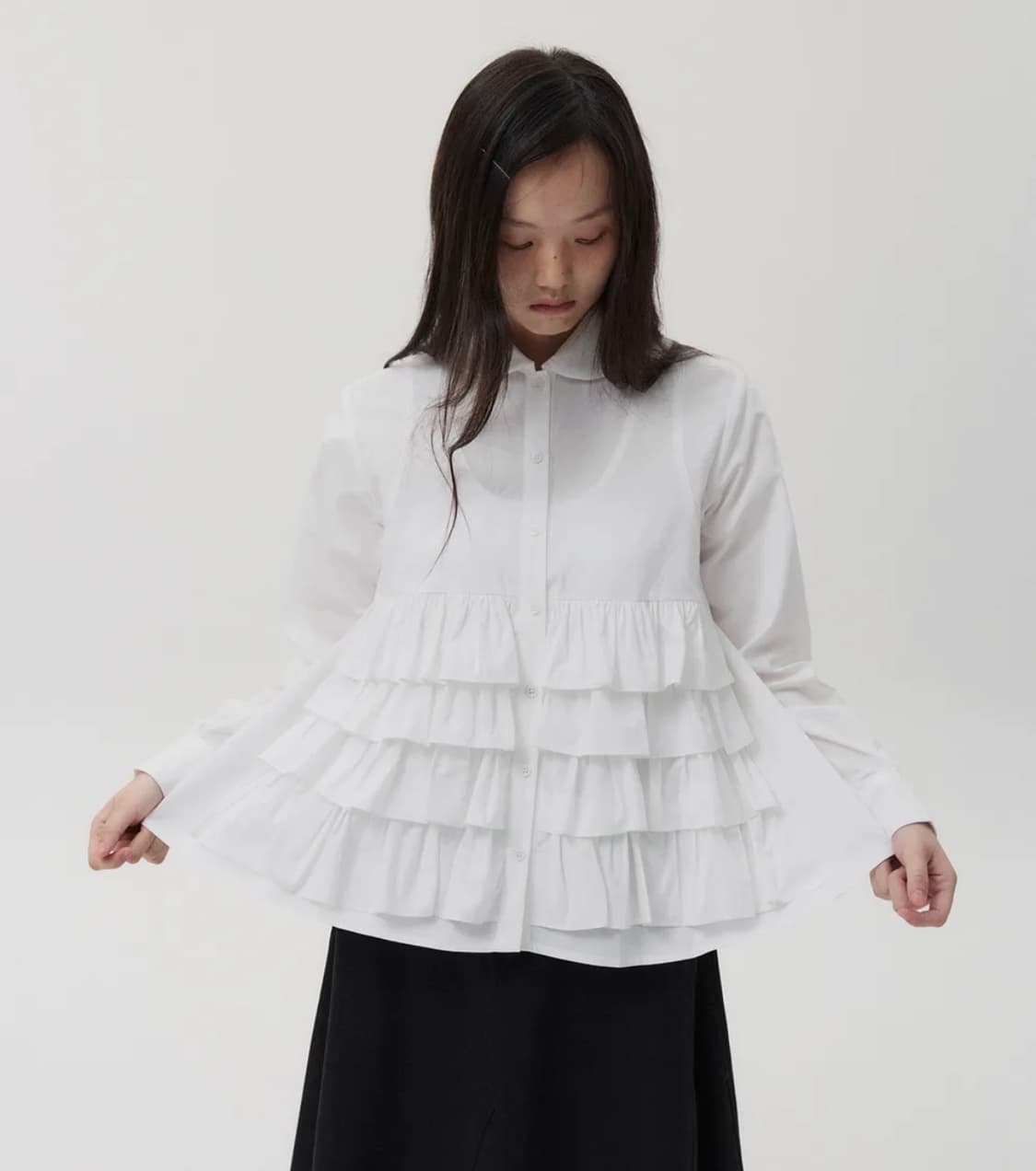 오헤시오 프릴 캉캉 블라우스 상품이미지1