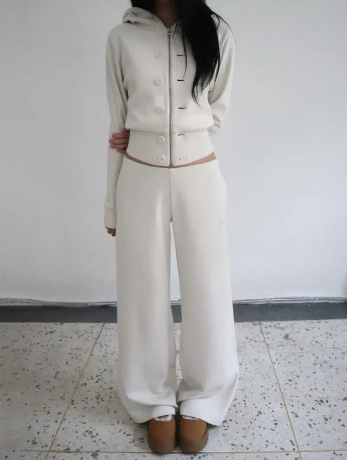 클라따 메이드 트레이닝 세트 크림 상품이미지4