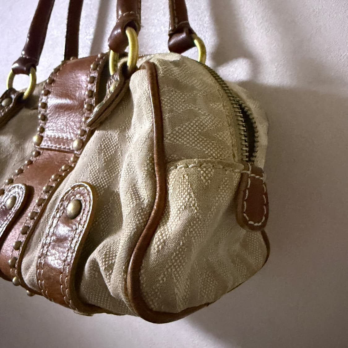 빈티지 발렌티노 V 로고 디테일 미니 토트백 상품이미지4