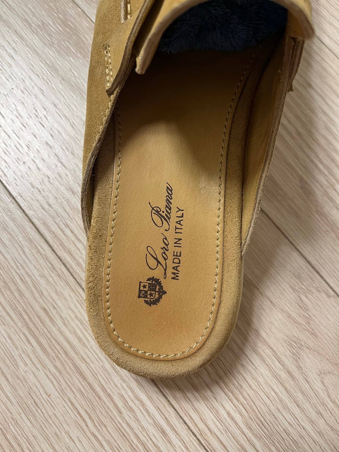 (급처/정품) 로로피아나 바부슈 뮬 로퍼 240 상품이미지5