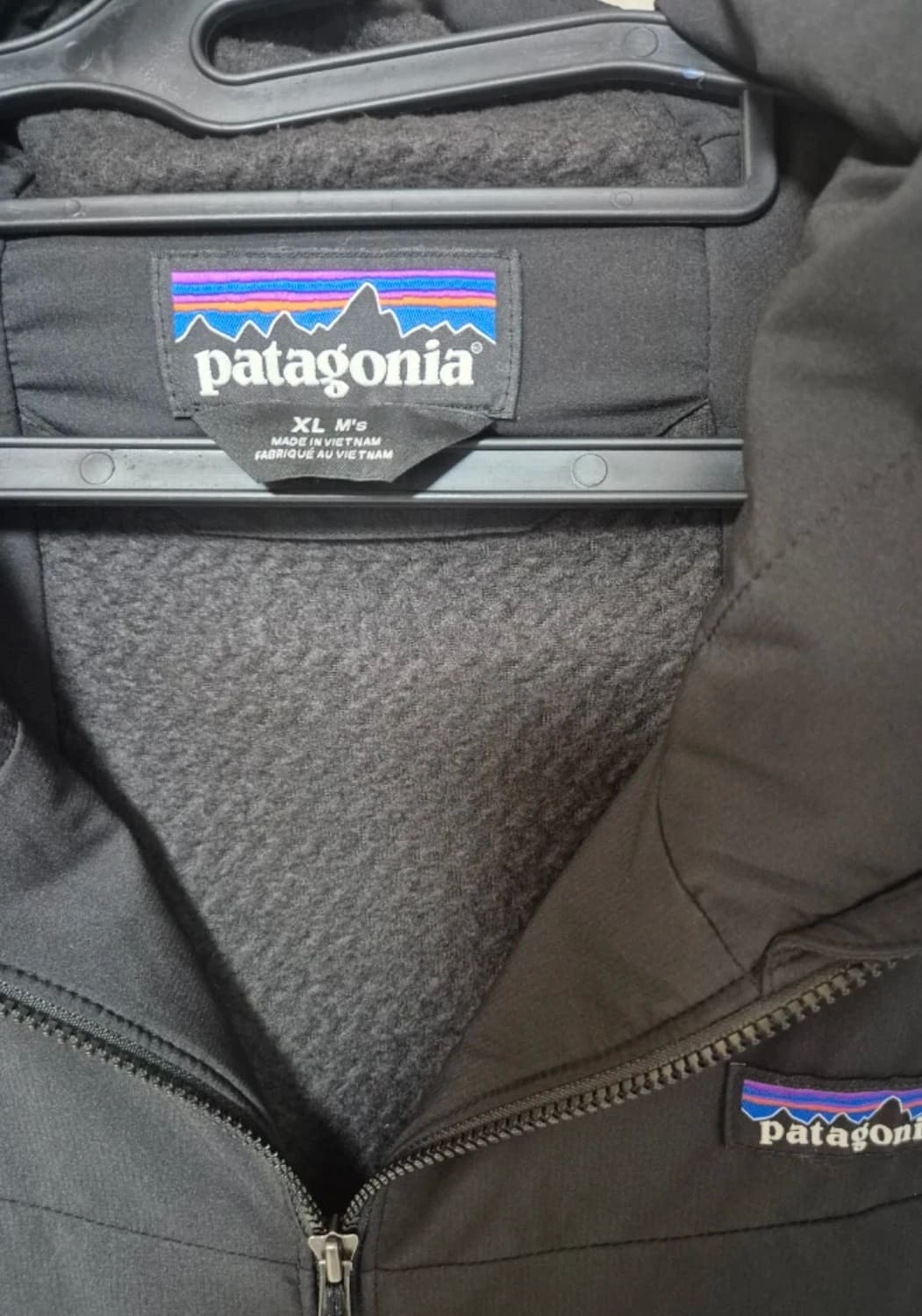 파타고니아 나노에어 라이트 하이브리드 후디 블랙 색상 XL사이즈입니다.  상품이미지2