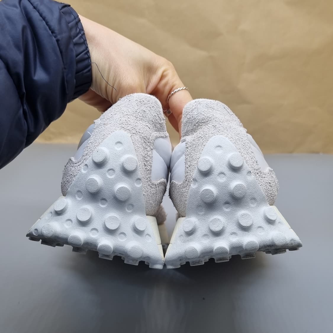 뉴발란스 327 화이트 남성운동화270 상품이미지4