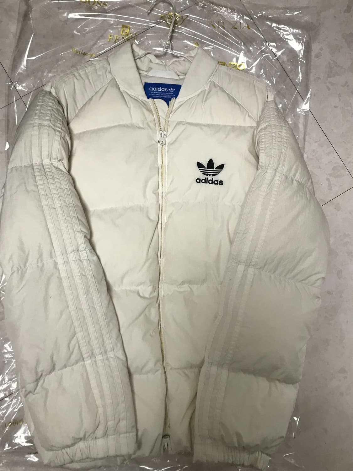 아디다스 패딩 상품이미지2
