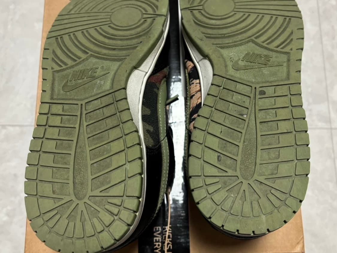 나이키 SE 카모 덩크 로우 265 상품이미지4