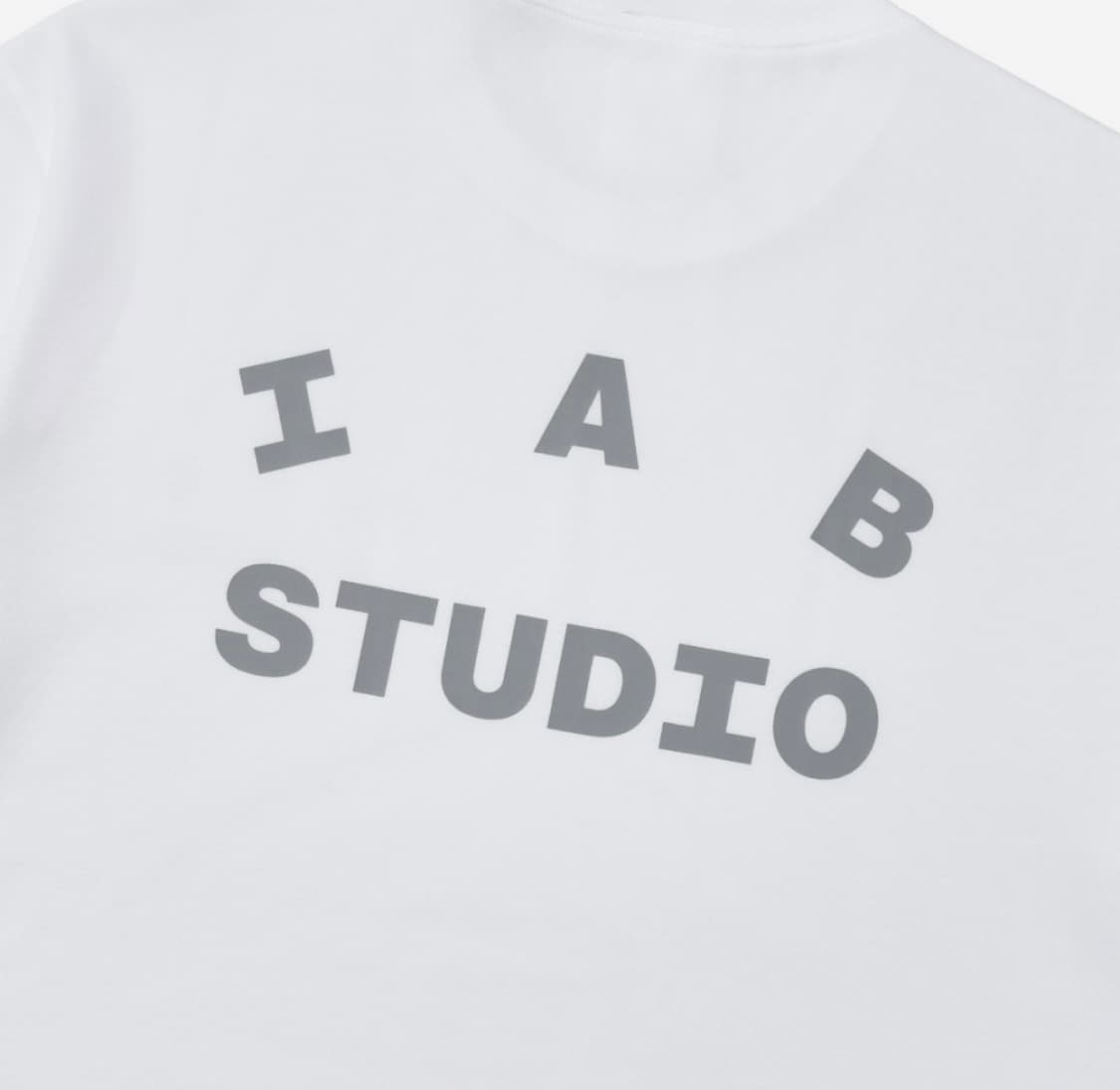 아이앱 스튜디오 티셔츠 화이트 그레이 상품이미지3