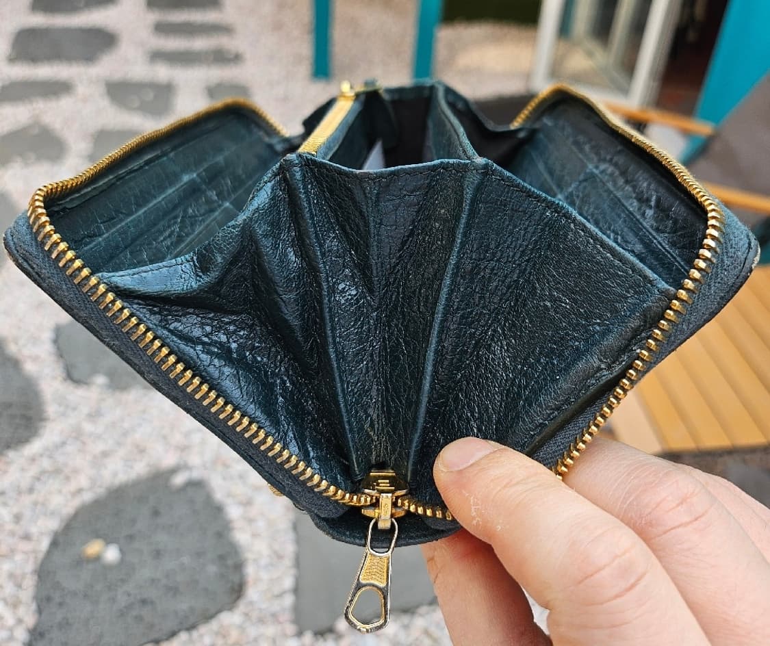 [정품] 발렌시아가 모터사이클 레더 골드 장지갑
 상품이미지2