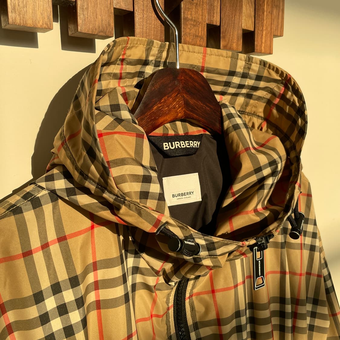 버버리 노바 체크 스트링 바람막이 상품이미지4