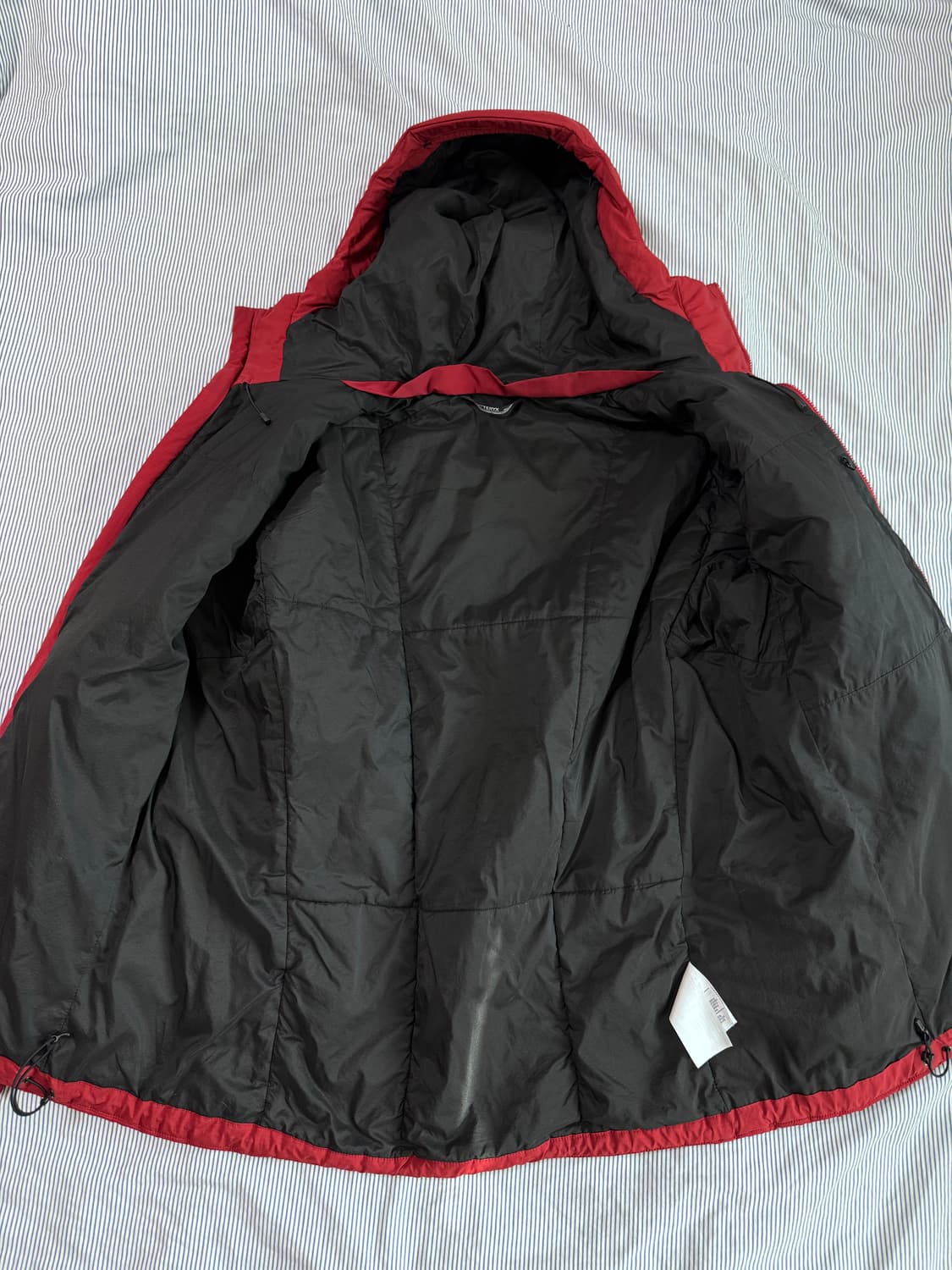 (SS급) 아크테릭스 아톰 AR 후디 보르도 상품이미지9