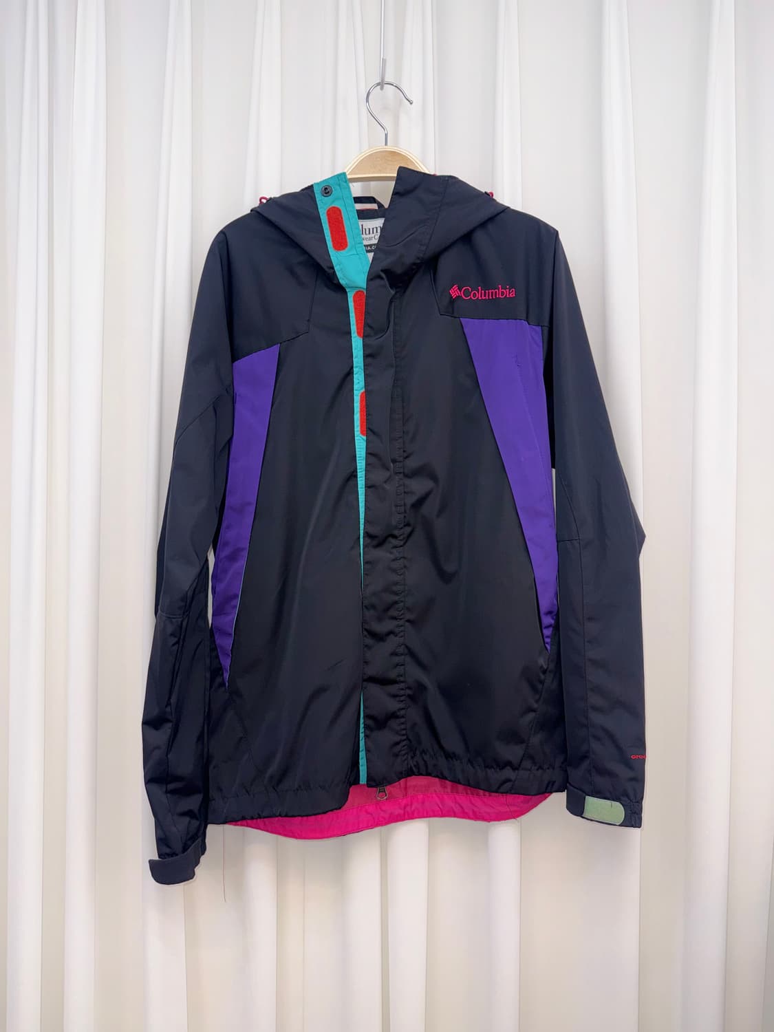 Columbia Windbreaker 🌪️ 상품이미지1
