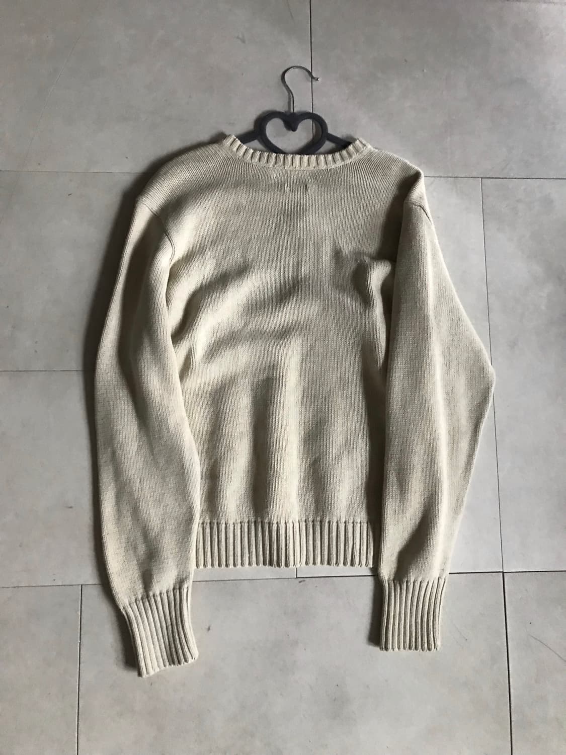 폴로 아이보리 브이넥 니트 상품이미지10