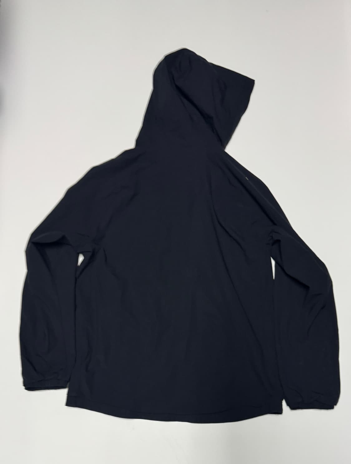 데상트 로고 후드 바람막이 자켓 L 블랙 상품이미지2