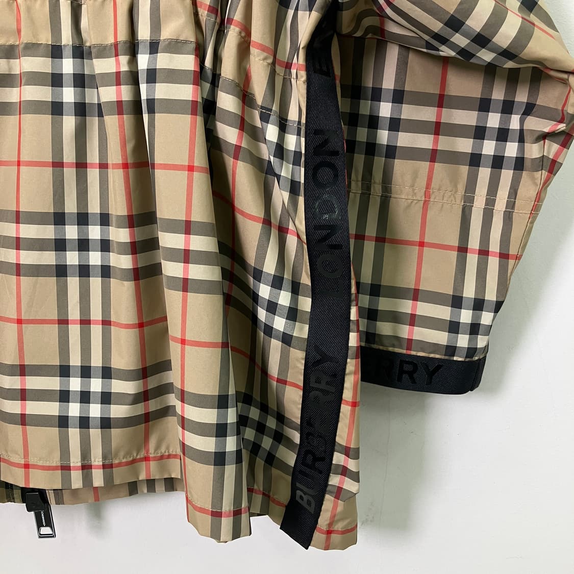 버버리 체크 드로스트링 후드 자켓  상품이미지8