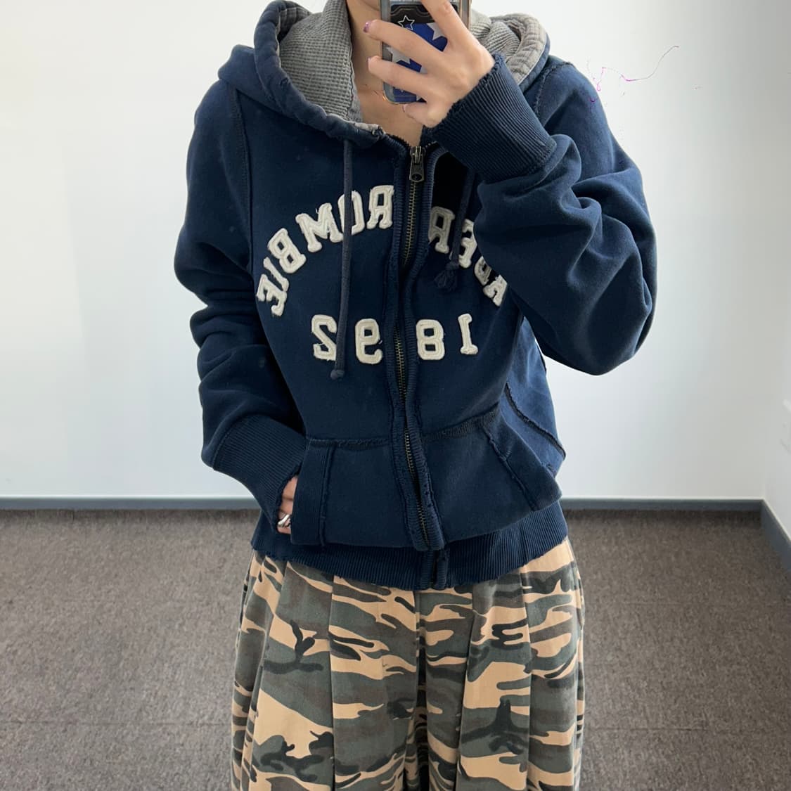 Abercrombie 아베크롬비 스펠아웃 로고 네이비 후드집업 상품이미지2