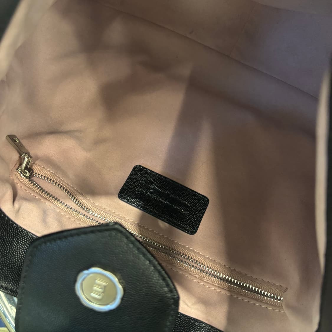 정품 미닛뮤트 캐비어 바톤백     상품이미지8