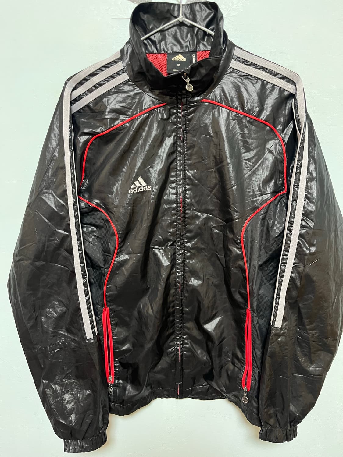 아디다스 유광 바람막이 블랙 상품이미지1